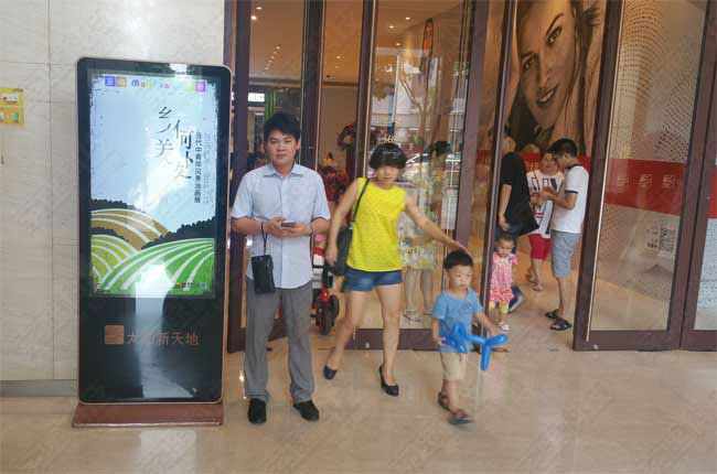 1-151026143I2.jpg 1-151026143I2.jpg